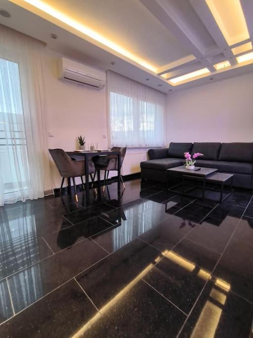 Klima Apartment Friedrichshafen Bagian luar foto